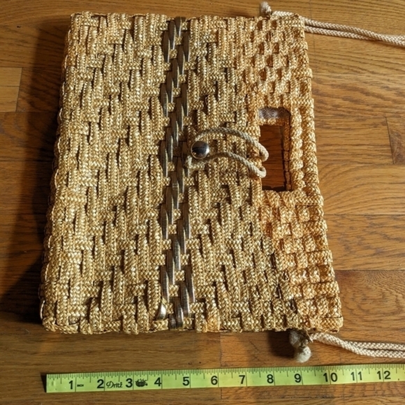 Unbranded Made in Italy Woven Clutch w/ Crossbody Strap - Picture 6 of 10